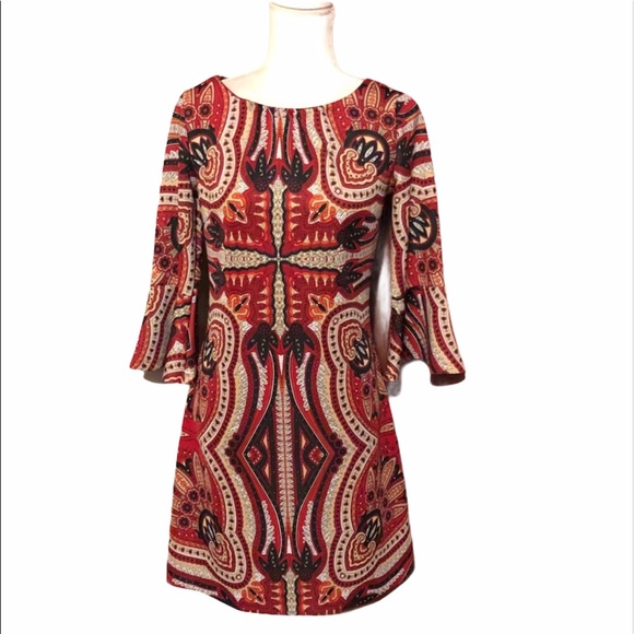 New York & Company Dresses & Skirts - ⭐️New York & Company Bell Sleeves Dress